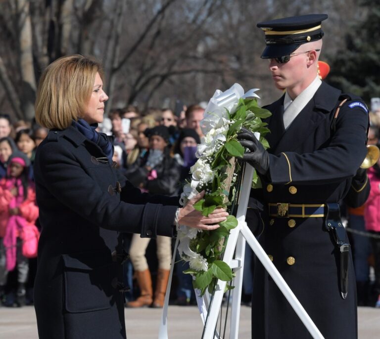 Cospedal: "Si no tenemos seguridad, da igual tener sanidad pública o educación"