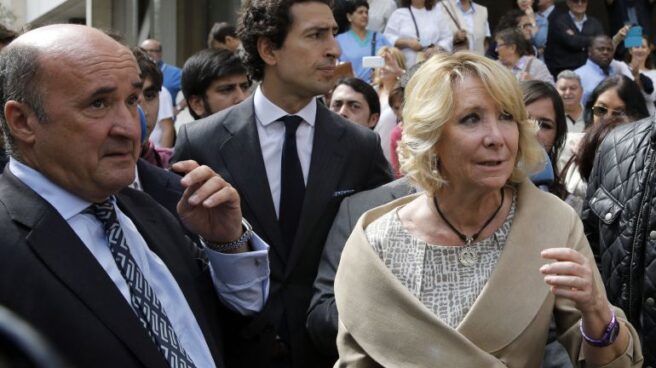 El ex gerente del PP madrileño, Beltrán Gutiérrez, junto a la ex presidenta de la Comunidad, Esperanza Aguirre. El ex gerente del PP madrileño, Beltrán Gutiérrez, junto a la ex presidenta de la Comunidad, Esperanza Aguirre.