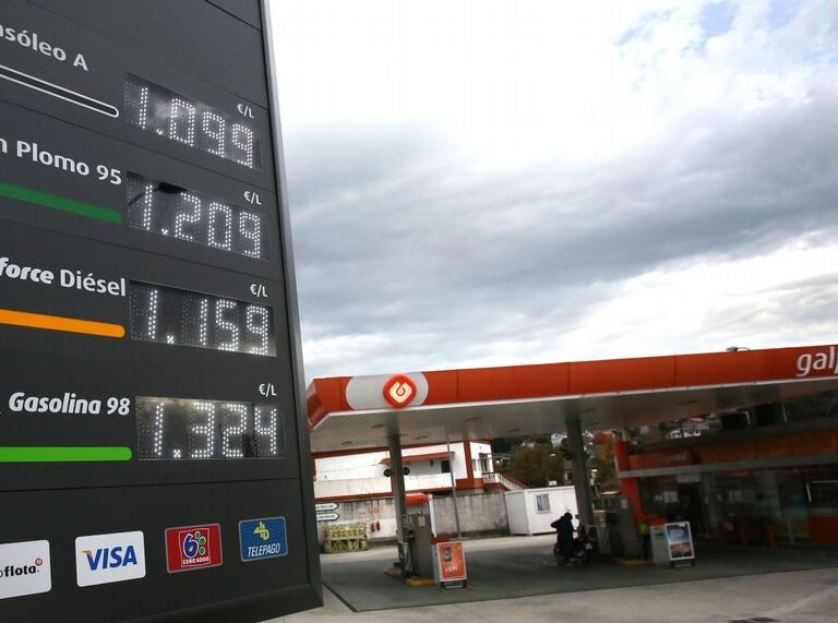 La subida del impuesto al diésel costará a los conductores 670 millones de euros