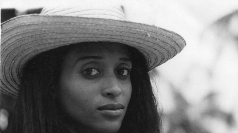 Foto en blanco y negro de Asoris Guzmán Morales, 'La Flaca'