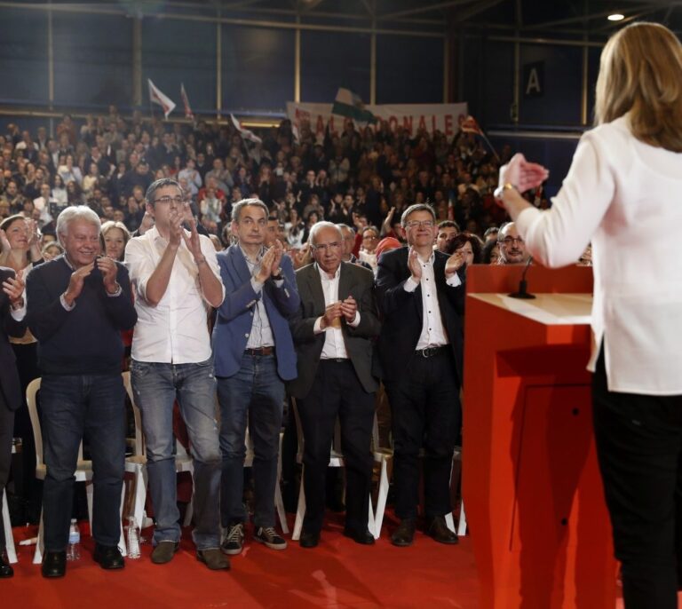 Candidata a primarias o presidenta de Andalucía: la otra batalla de Susana Díaz