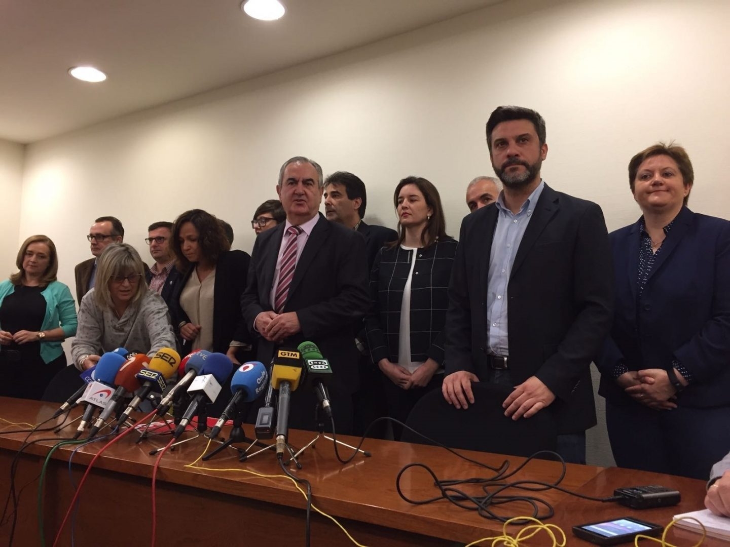 Rafael Gonzalez Tovar presenta la moción de censura del PSOE de Murcia