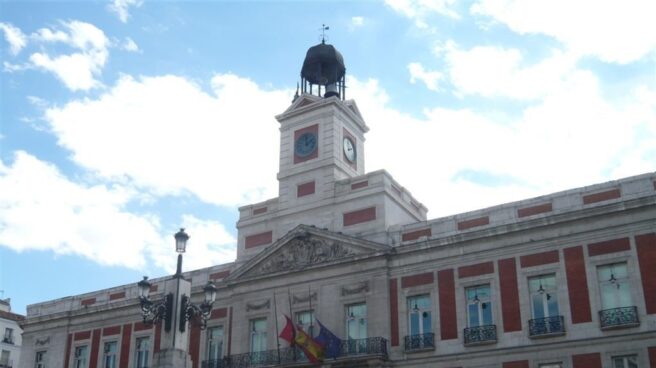 Sede del gobierno de la Comunidad de Madrid en la Real Casa de Correos. Sede del gobierno de la Comunidad de Madrid en la Real Casa de Correos.