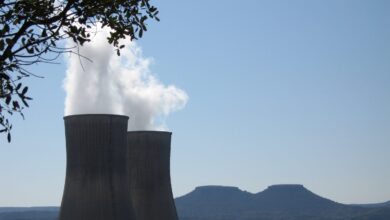 El Gobierno recula y no dará ventajas a las eléctricas al cambiar nuclear por renovables