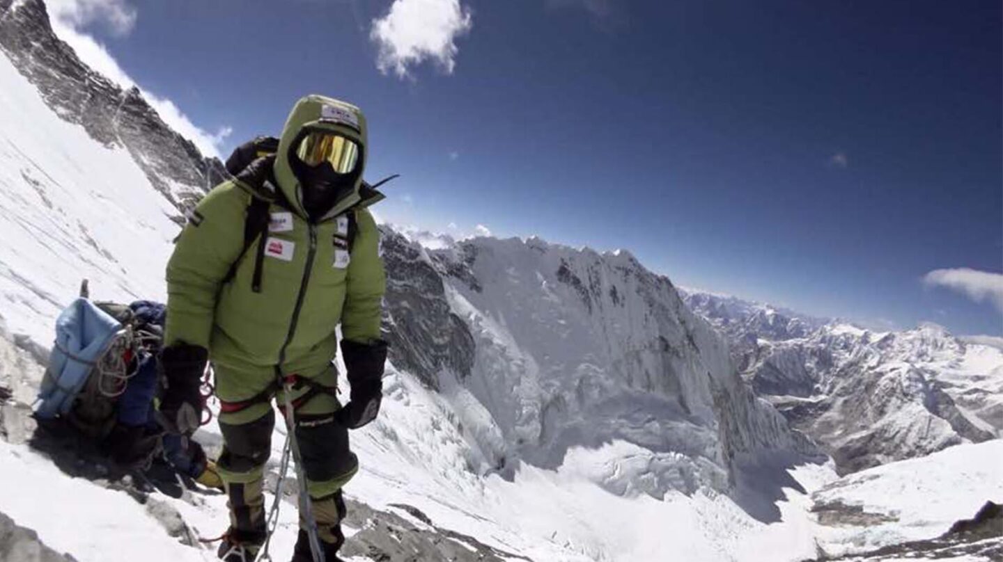 Alex Txikon durante el ascenso