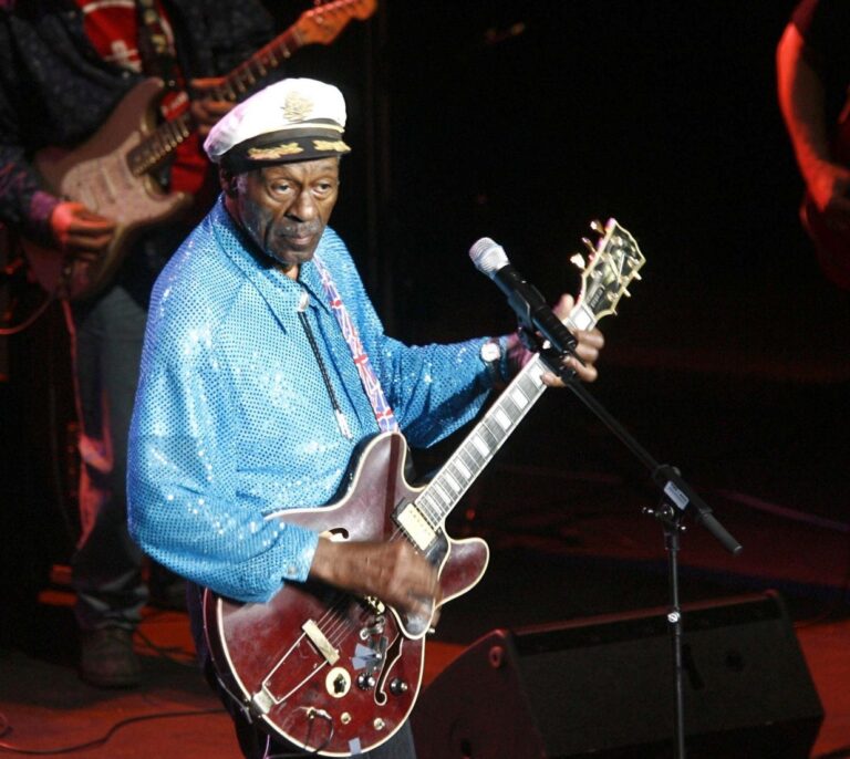 Chuck Berry, uno de los grandes padrinos del rock, fallece a los 90 años