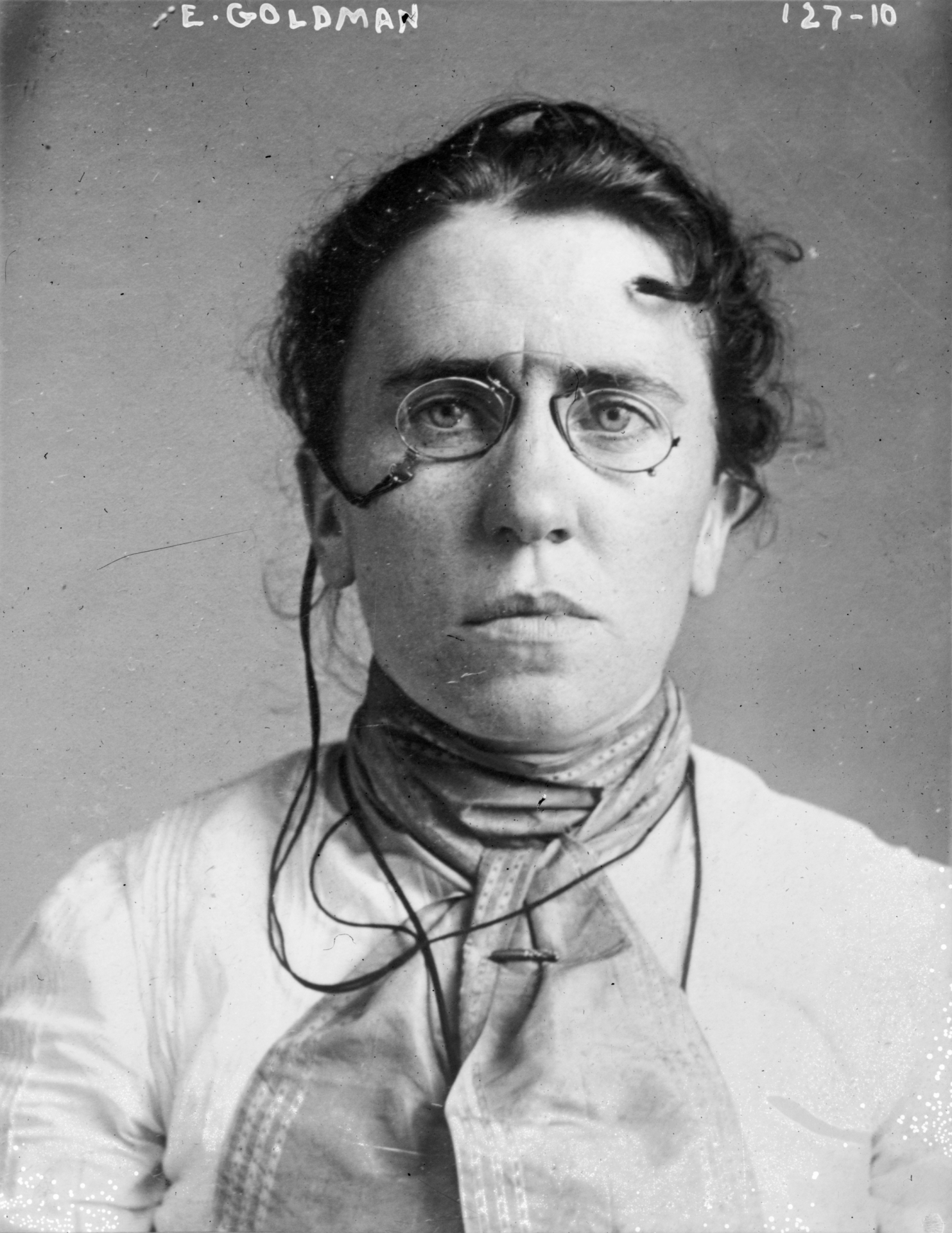 En la actualidad Donación Impuestos Emma Goldman, la precursora de la emancipación de la mujer