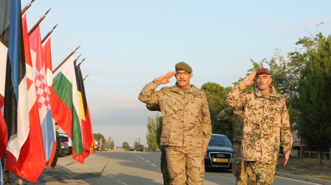 El teniente general Fernando Alejandre (izquierda), en un acto de la OTAN.
