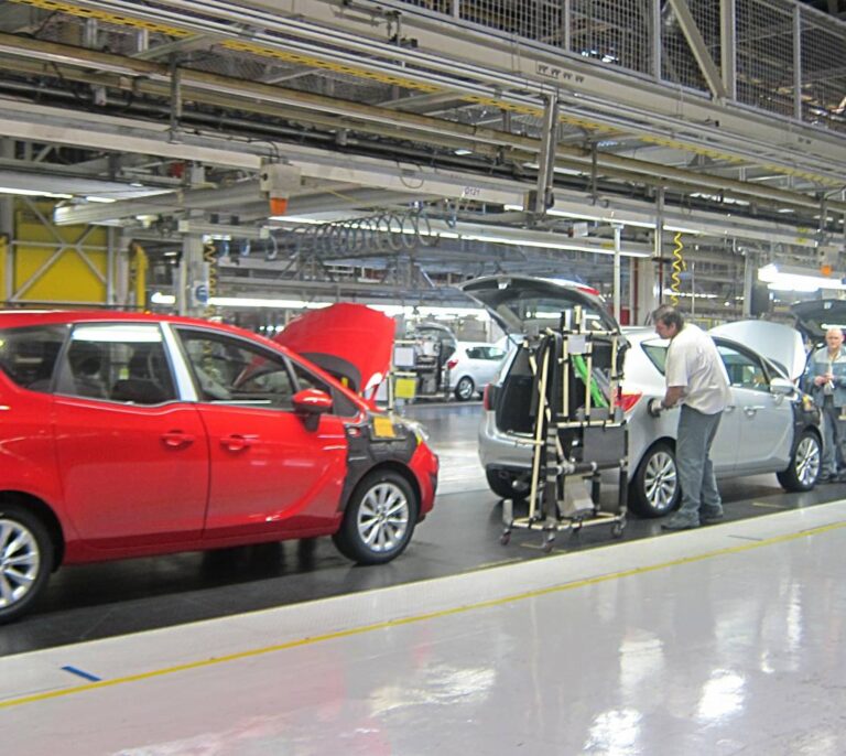 Figueruelas se queda con el Opel Corsa y fabricará también su versión eléctrica