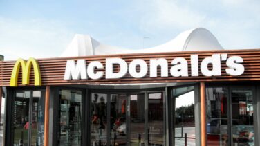 Las cadenas de restaurantes, a la caza de los mayores de 50 años
