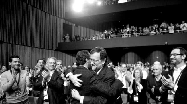 Mariano Rajoy y Alfonso Alonso en el Congreso del PP Vasco.