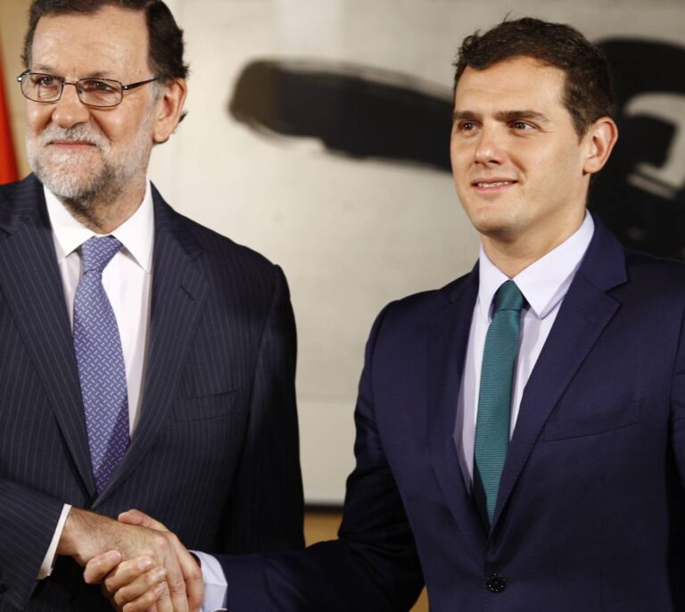 Rajoy se reúne en secreto con Albert Rivera para pactar el techo de gasto