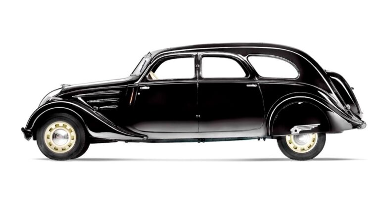 Peugeot 402, en su versión berlina