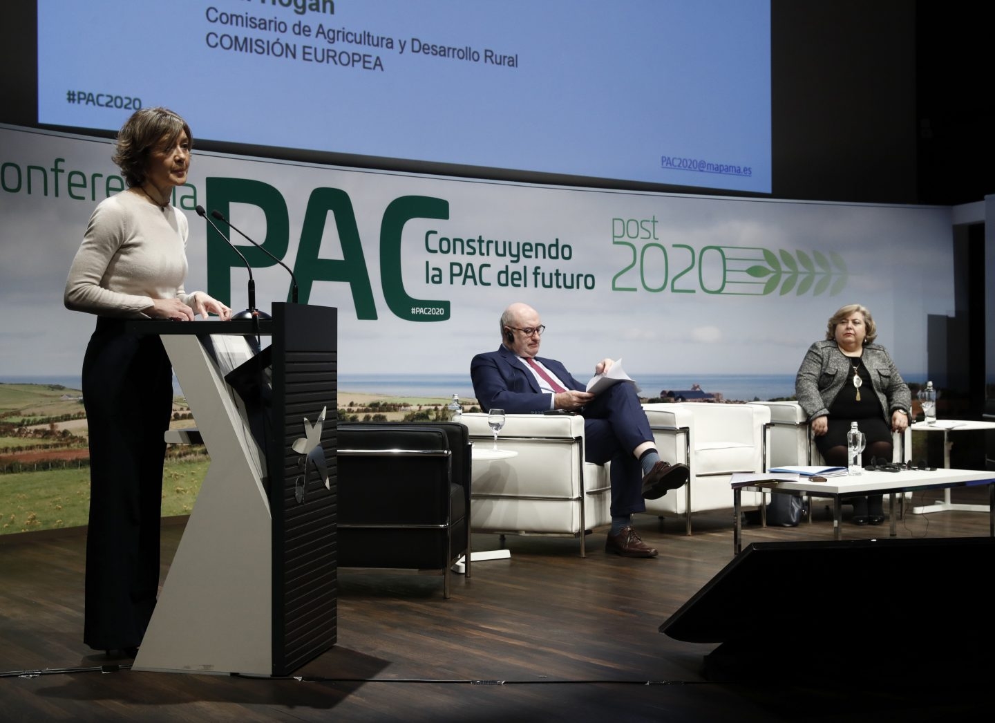 La ministra de Agricultura y Pesca, Alimentación y Medio Ambiente, Isabel García Tejerina.