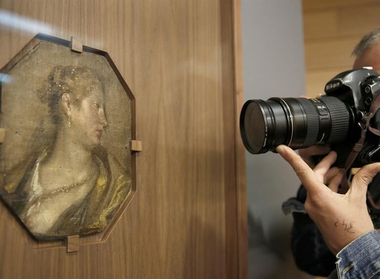 Sale a la luz en Valencia nueva obra inédita de Velázquez, 'Dama de perfil'