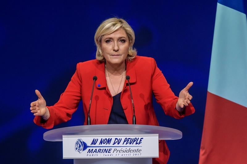 Marine Le Pen, candidata del Frente Nacional, en la campaña electoral.