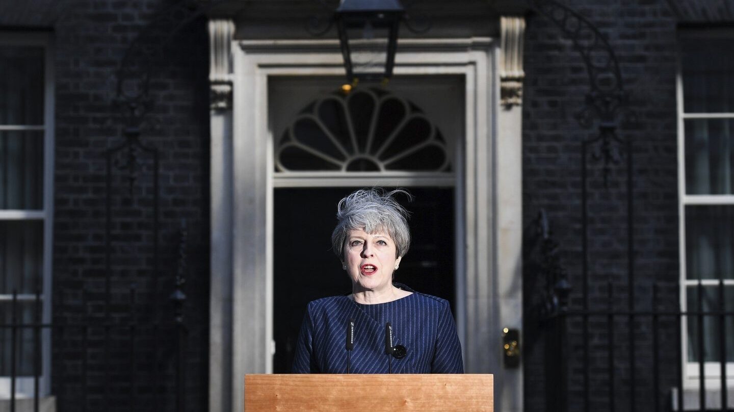 Theresa May, durante su comparecencia de este martes.