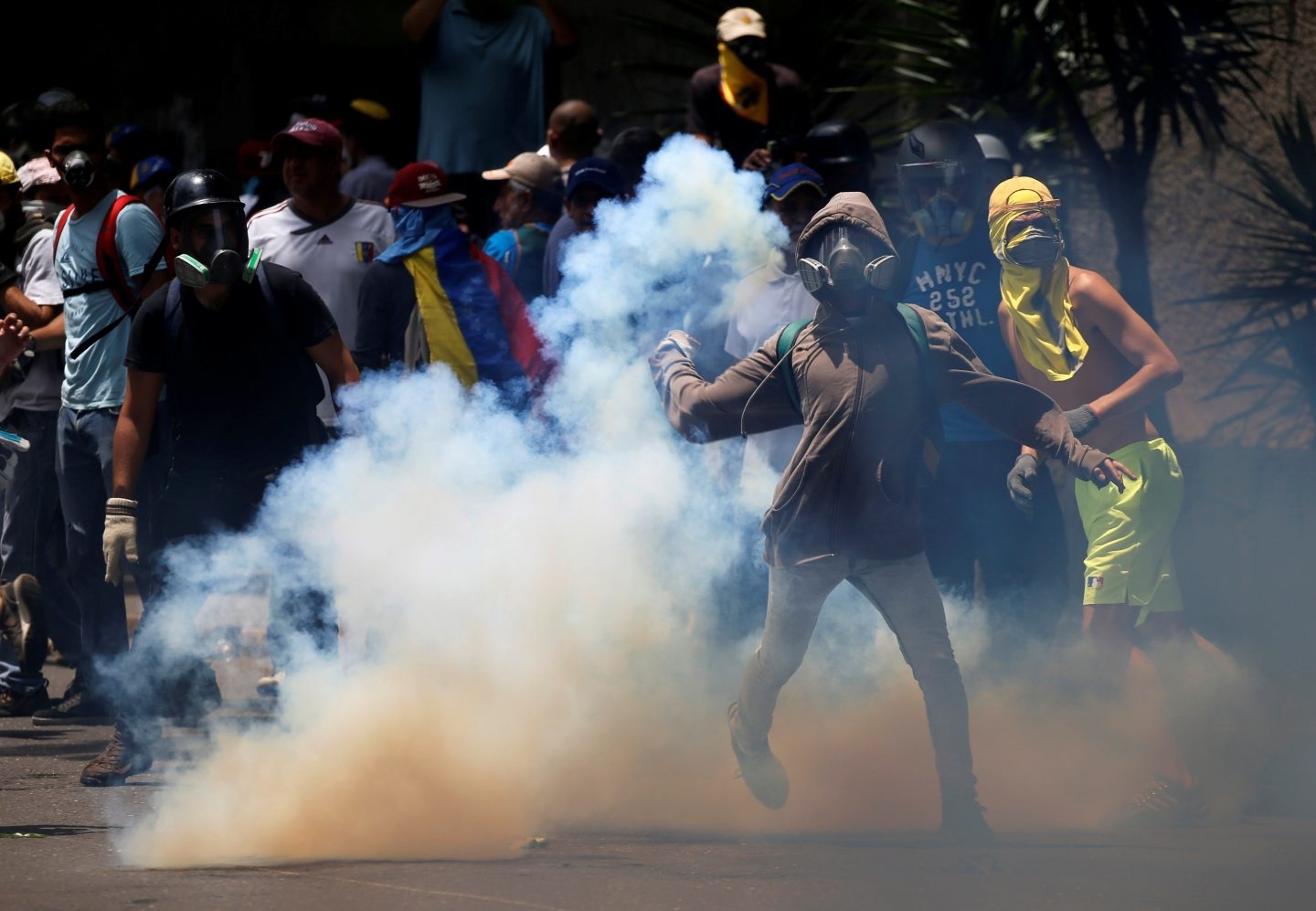 Imagen de los disturbios producidos este miércoles durante las manifestaciones en Caracas.