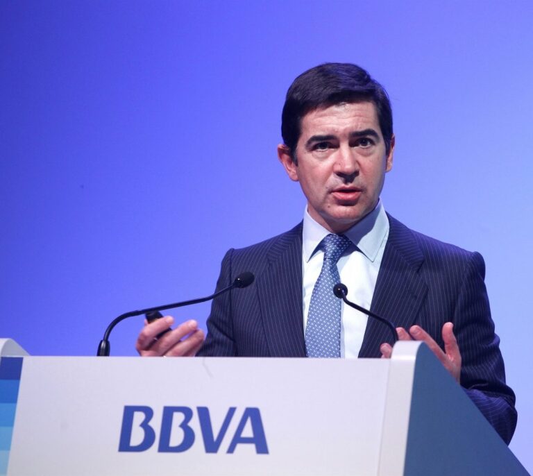 BBVA, a sus grandes clientes: "No esperamos retroactividad; la caída en Bolsa es injusta"