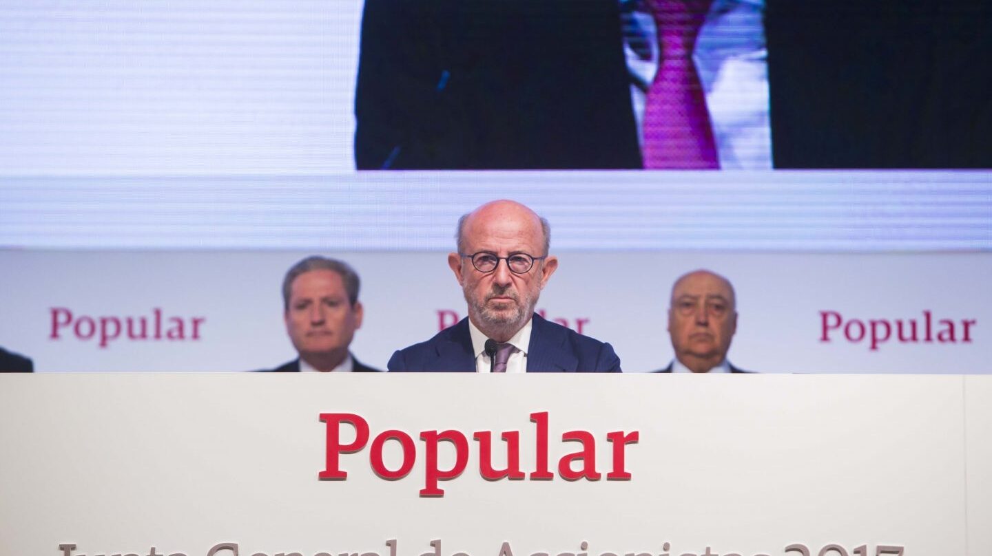 El presidente de Popular, Emilio Saracho, en la Junta de Popular.