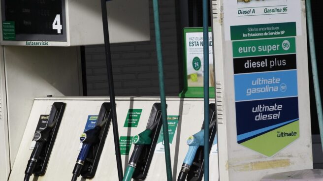 Gasolina Detalle de una gasolinera.