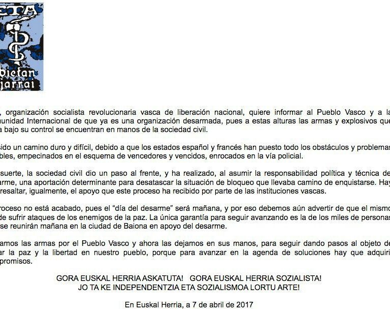 ETA anuncia su desarme pero alerta de su riesgo "por los enemigos de la paz"