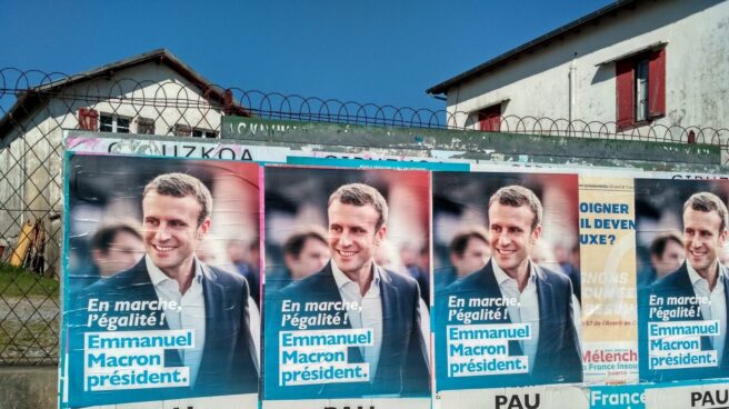 Carteles electorales de Emmanuel Macron.