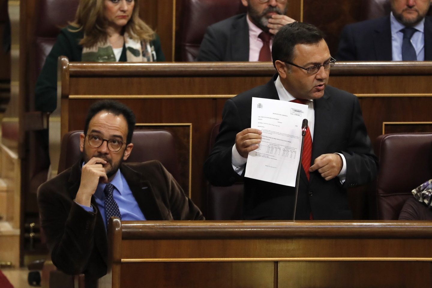 Miguel Angel Heredia, en el Congreso junto a Antonio Hernando.