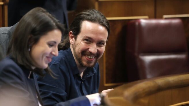 Irene Montero y Pablo Iglesias, en el Congreso.