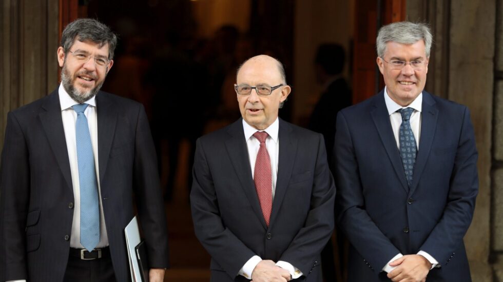 Alberto Nadal, Cristóbal Montoro y José Enrique Fernández de Moya.