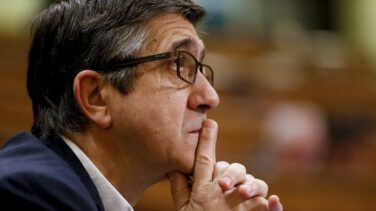 López enfría la oferta de Sánchez y medita su futuro: "Esto no se decide en caliente"