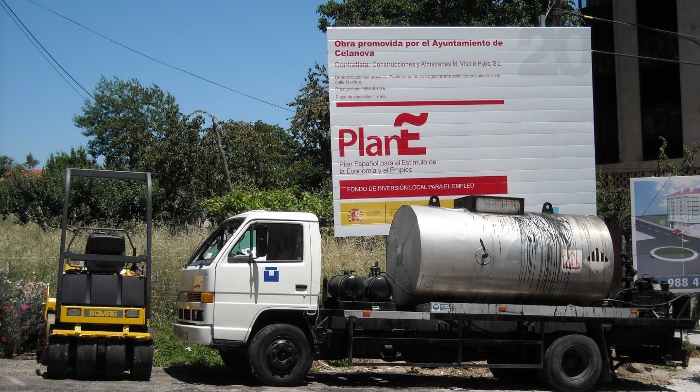 Cartel de las obras del Plan E de Zapatero en la localidad gallega de Celanova.