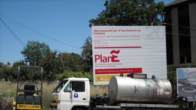 Obras Plan E Cartel de las obras del Plan E de Zapatero en la localidad gallega de Celanova.