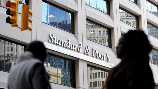 S&P alaba a la banca española frente a la periférica: menos tóxica y más rentable