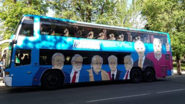 Podemos consigue unir al PSOE contra la aparición de González en el 'Tramabús'