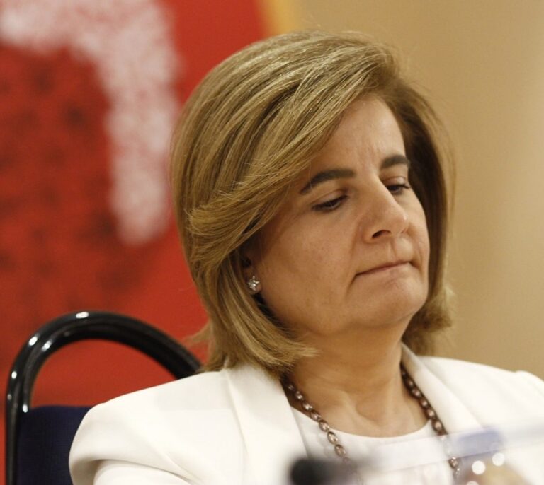 Sectores del PP quieren que Casado rescate a ex dirigentes como Báñez y saque a Cortés
