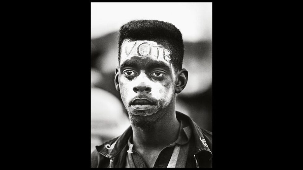 Uno de los manifestantes en la Marcha de Selma a Montgomery. Steve Schapiro.