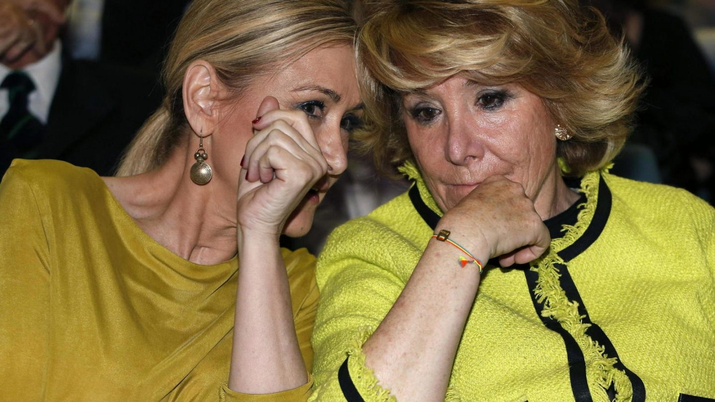 Cristina Cifuentes charla con Esperanza Aguirre