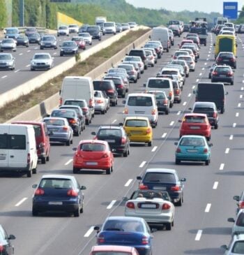 La 'España fósil' no deja de crecer: sólo el consumo de gasolina [...]