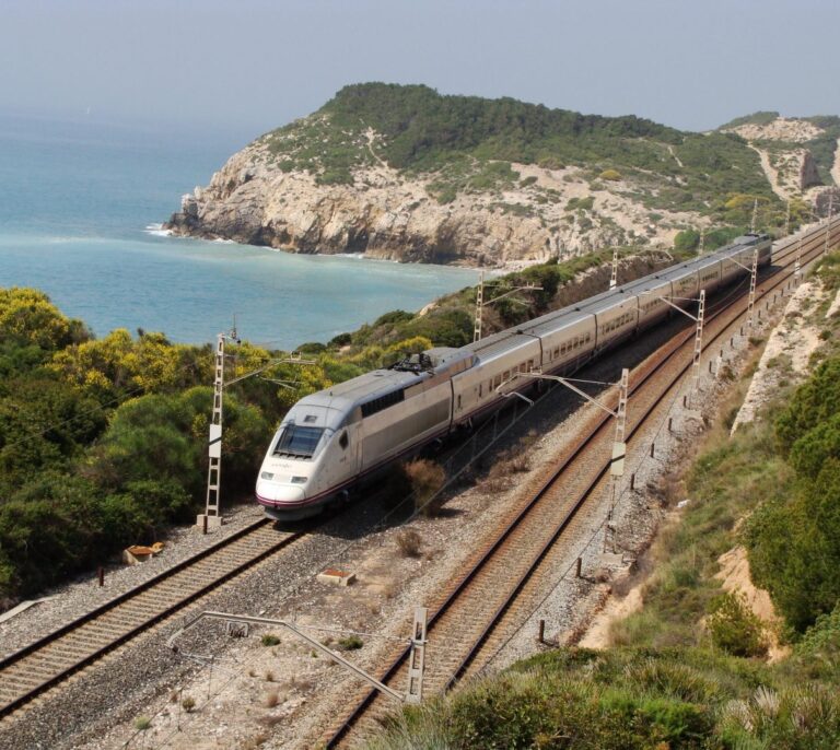 El gasto en infraestructuras aumenta un 12% para abrir varios AVE antes de elecciones