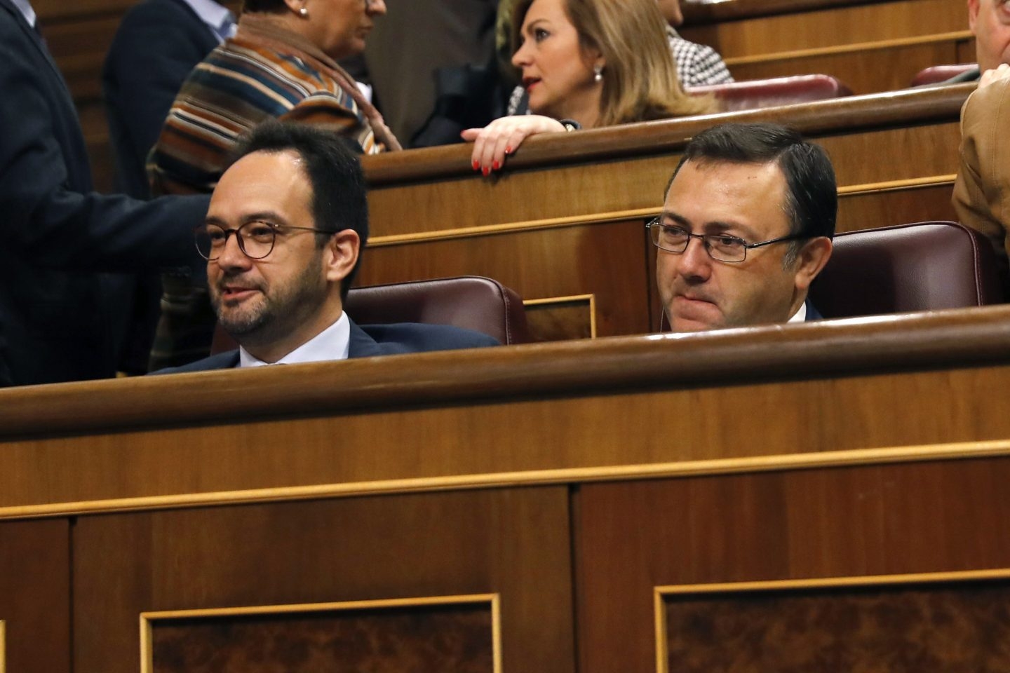 Antonio Hernando y Miguel Ángel Heredia, en el Congreso.