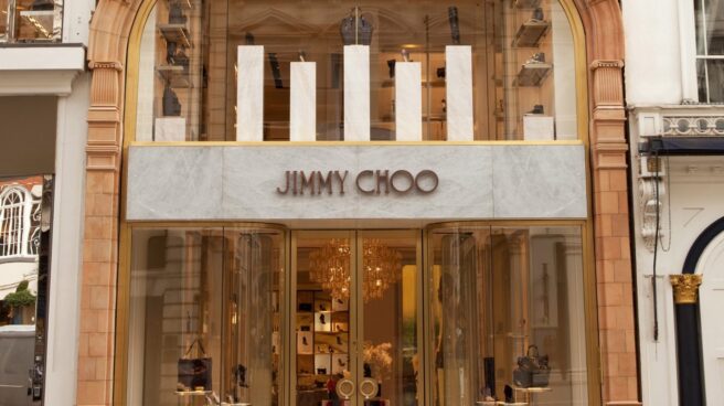 Jimmy Choo busca comprador La compañía de zapatos de lujo Jimmy Choo busca comprador