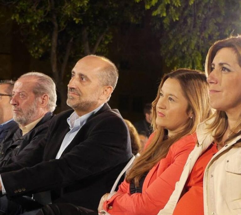 Un dirigente del PSOE de Sevilla se pasa a Sánchez para evitar la "autodestrucción"