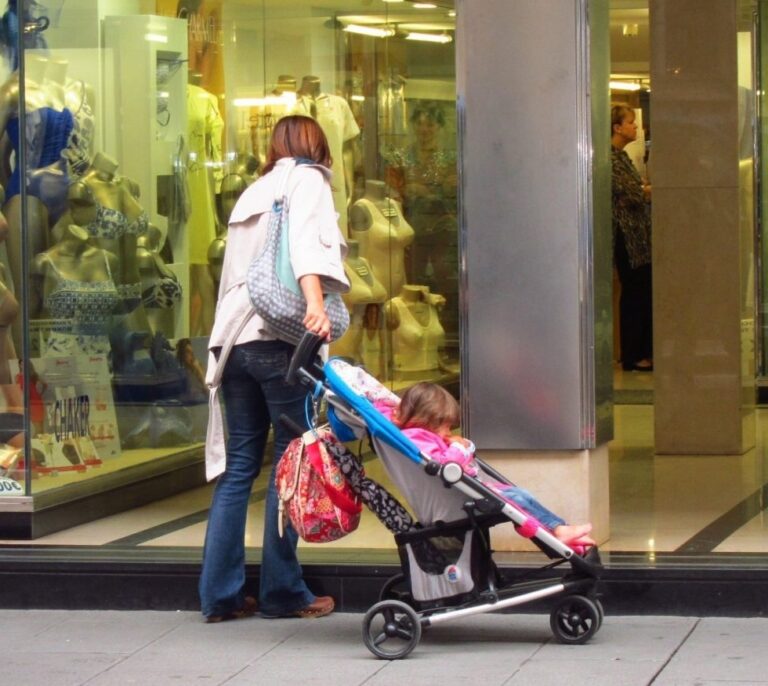 Hacienda realizará todas las devoluciones de la prestación por maternidad antes de abril