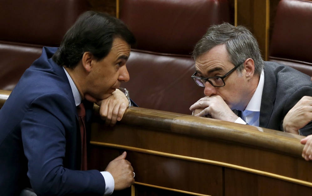 Martínez-Maillo y Villegas, los interlocutores de la crisis de Murcia, charlan en el Congreso