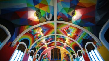 La iglesia del cannabis, por Okuda San Miguel