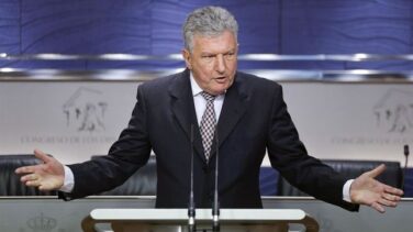 Quevedo hablará con el PSOE antes de apoyar los PGE, pero reafirma su autonomía
