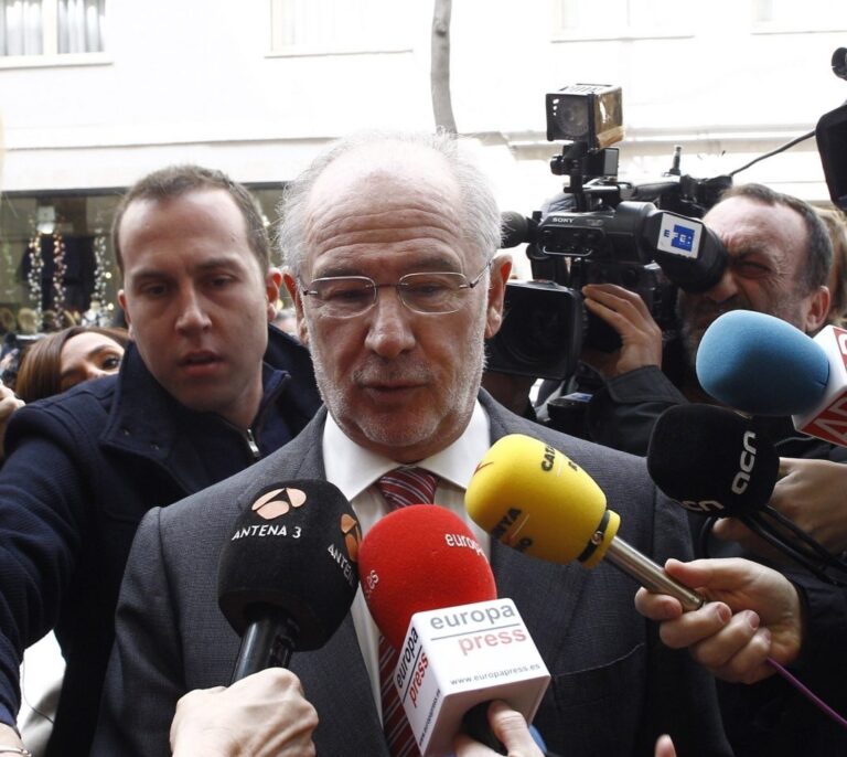 El juez propone juzgar a la antigua cúpula de Bankia por la salida a bolsa