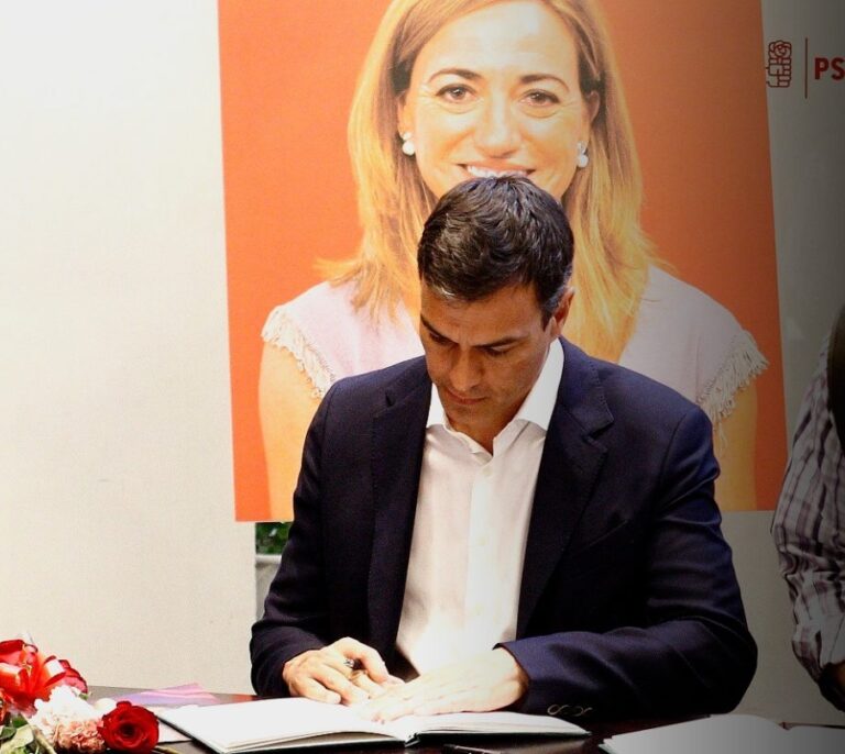 Los 'cara a cara' en Ferraz por la muerte de Chacón certifican la división irreversible