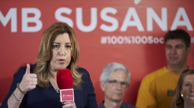 Díaz intenta convencer al PSC con su "PSOE fuerte"